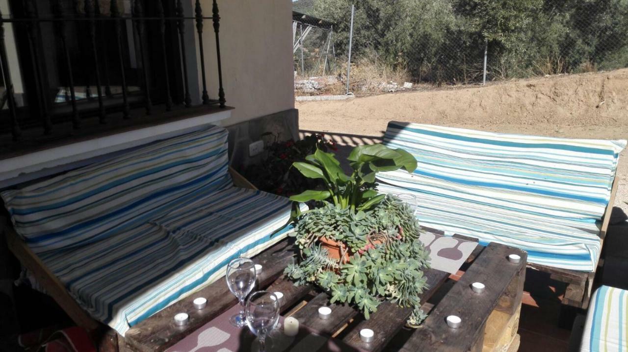 Villa En Lo Alto Del Monte Villanueva del Trabuco Buitenkant foto